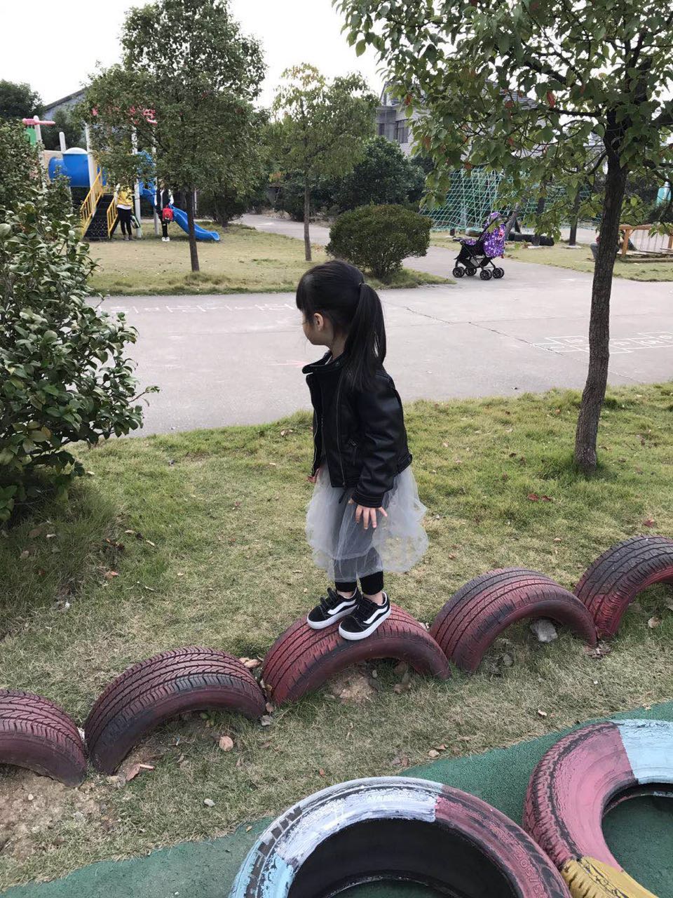 Tang Ma tùy chỉnh quần áo da trẻ em trai và gái quần áo trẻ em hàn quốc