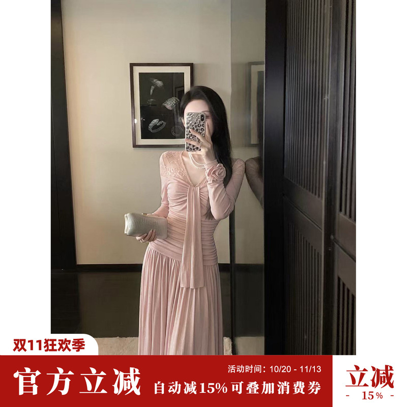 Syqiao/Yaqiao【Eyes Glistening】Autumn and Winter Fashionable Inner Wear V-Neck Lace Ruched Ribbon Long-Sleeve Dress