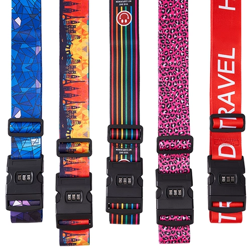 Чемодан, ремень, пакет, длинная резинка для крепления багажа