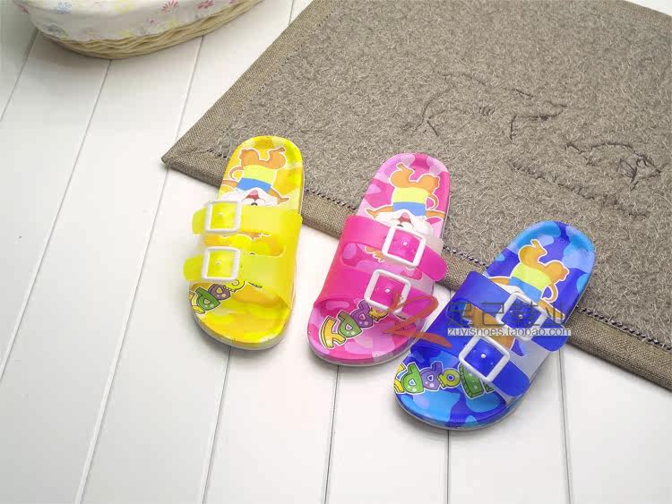 Pantoufles enfants en autre pour été - semelle mousse - Ref 1035337 Image 19