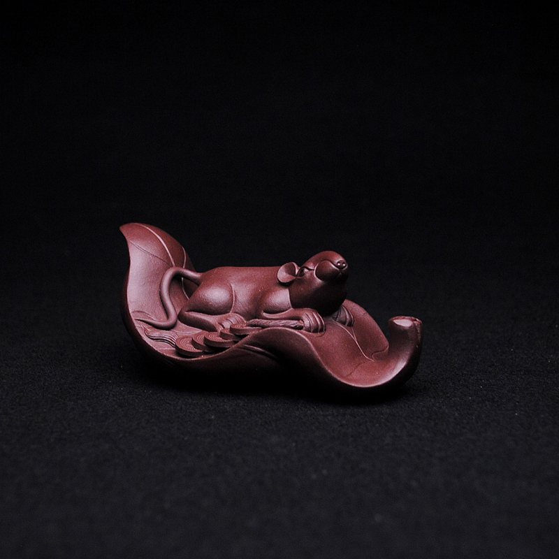 Yixing tea pet boutique ornaments Purple Sand night and night count money rat Money Purple sand mouse famous handmade sculpture