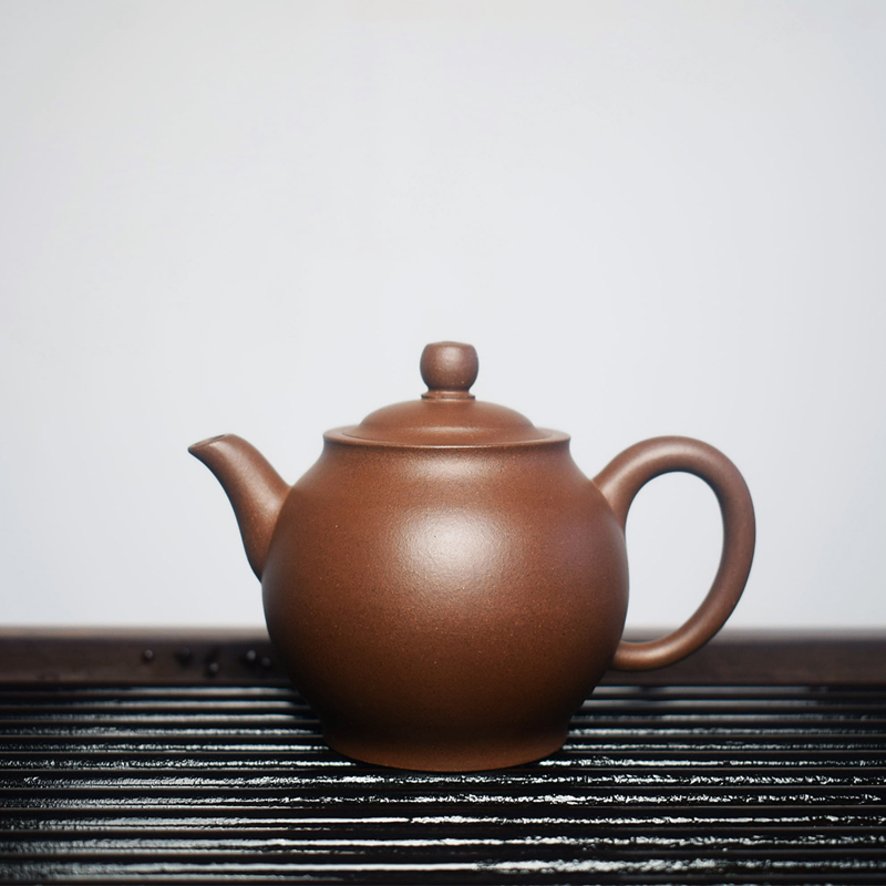 Yixing Purple Clay Teapot Handmade 1980s old purple clay iron Star Earth Dabin Drum type small capacity teapot