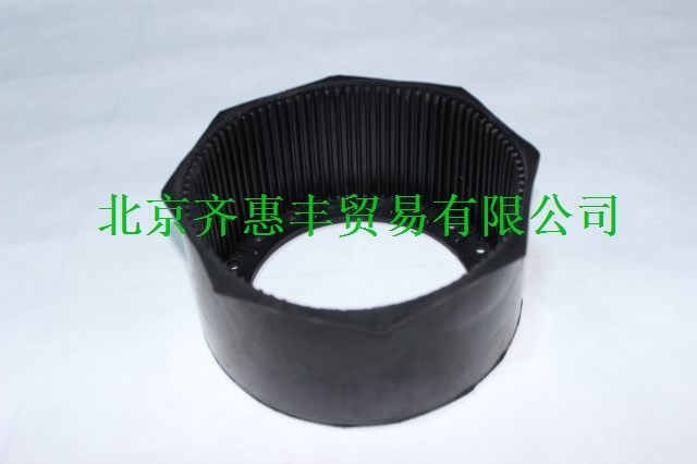 Full rubber protective base for diving cylinders