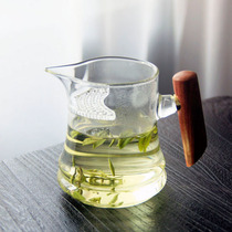 Heat-resistant glass Road cup tea filter integrated solid wood handle Japanese tea divider Crescent Cup with handle high-grade male Cup