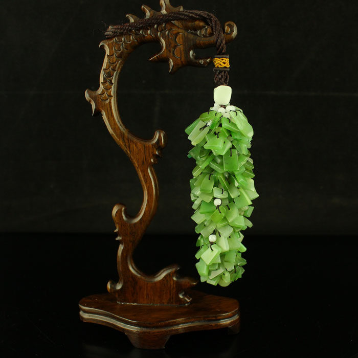 A mouth price of natural Xinjiang and Tian Yuqiu Jasper Seiko Car Hang Certificate