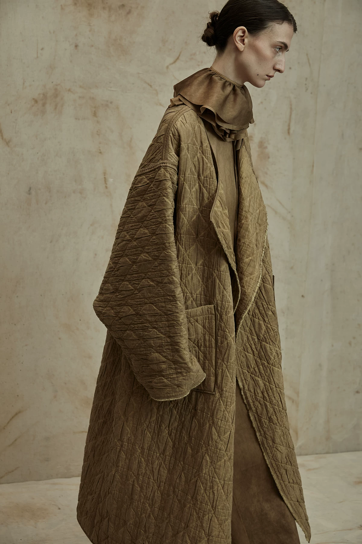 Miura Design 2023AW retro thick cotton -colored silhouette loose dirty dyeing coat
