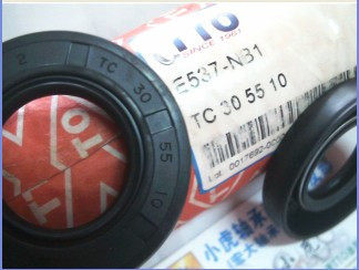 TC 30 * 55 * 10 30x55x10 E537 Taiwan TTO skeleton oil seal inner diameter 30 outer 55 55 10 mm