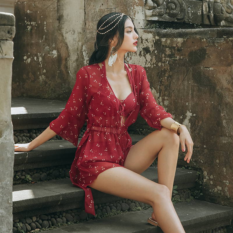 2021 new swimsuit women's summer two-piece three sets of South Korea gather for a slim and sexy bikini holiday swimsuit