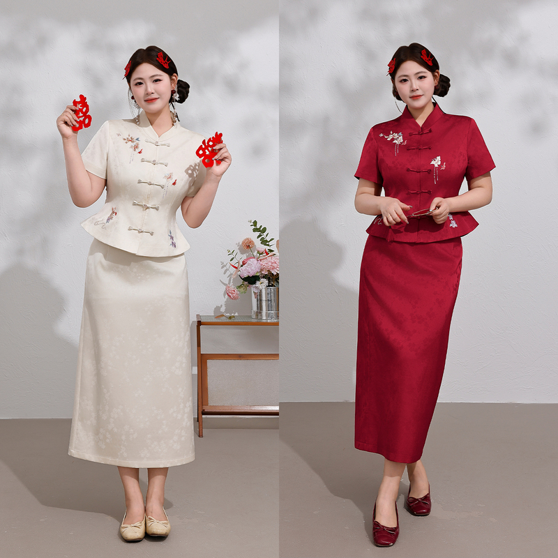 Plus-Size New Chinese-Style Red Outfit for Women, Modified Qipao, Traditional Chinese Style Wedding Attire, Engagement and Toast Dress Plus-Size New Chinese-Style Red Outfit for Women, Modified Qipao, Traditional Chinese Style Wedding Attire, Engagement and Toast Dress