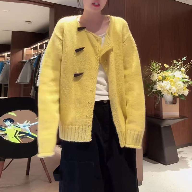 Light Mustard Yellow Rolled-Edge Toggle Button Sweater Cardigan, Early Autumn and Winter New Design, Versatile and Slimming Knitwear Jacket
