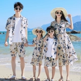 Санья, дорожная одежда для родителей и детей для семьи из трех человек, рубашки с цветочным рисунком, платья для матери и дочери, одежда для матери и ребенка, летняя пляжная одежда на берегу моря