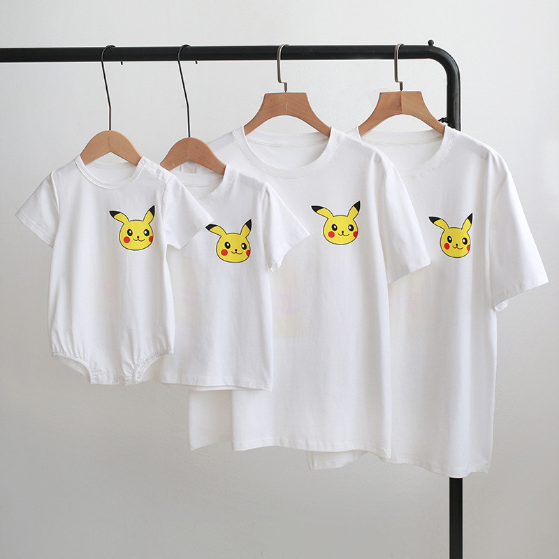 Three month baby pro's family of three summer clothes climbing clothes 100 days photos Full family Fornet red cartoon mother woman dress