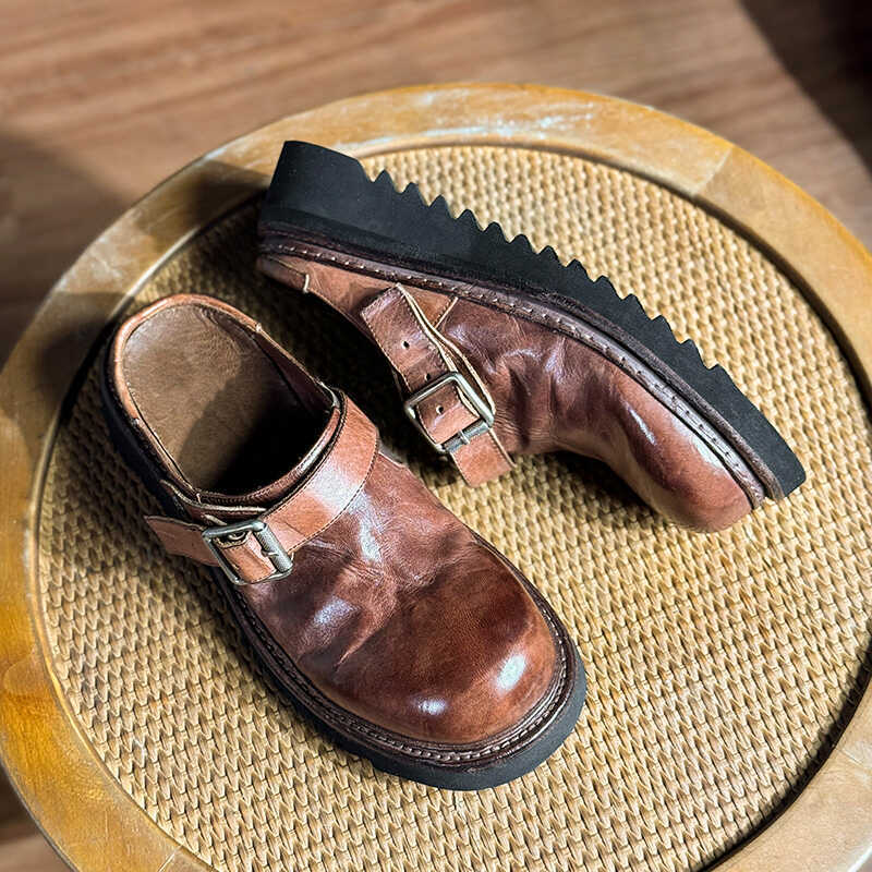 Goodyear Handmade Men's Thick-Soled Height-Increasing Horsehide Sandals for Outdoor Wear, Large Toe Casual Dual-Wear Closed-Toe Half-Slippers Goodyear Handmade Men's Thick-Soled Height-Increasing Horsehide Sandals for Outdoor Wear, Large Toe Casual Dual-Wear Closed-Toe Half-Slippers