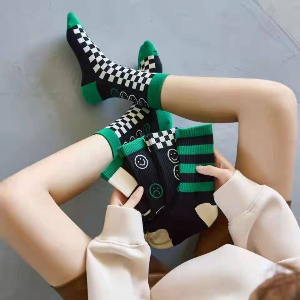 Board lattice Long Sox Children autumn Winter High waist net red and white plaid pure cotton Korea Green midcylinder Sox tide