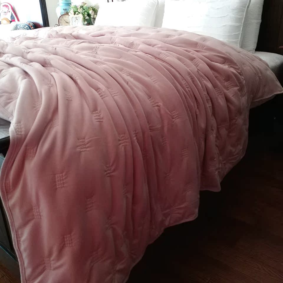 Có dệt lụa tơ tằm có thể nhìn lại năm cao cấp QUILT chăn lộn xuất khẩu đơn lẻ giường bông bao gồm vận chuyển - Trải giường ga giường cưới