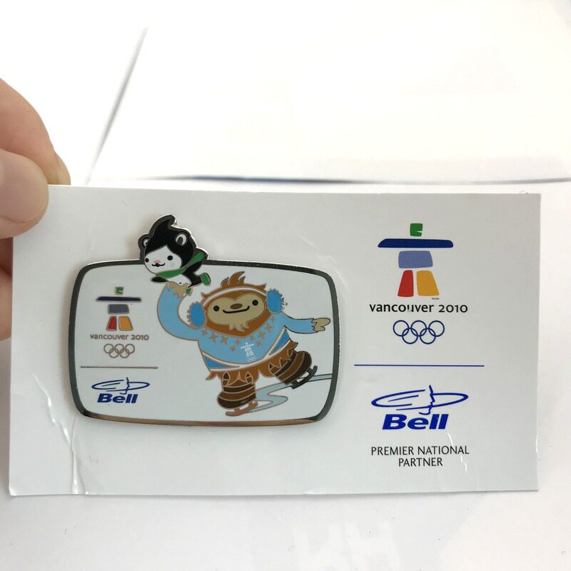 The new 2010 Vancouver Winter Olympics BELL sponsor badge mascot skating package card 1805