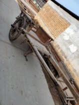 Nostalgia old objects rural old carriage carriage wooden wheel carriage farmers house bar decoration piece props