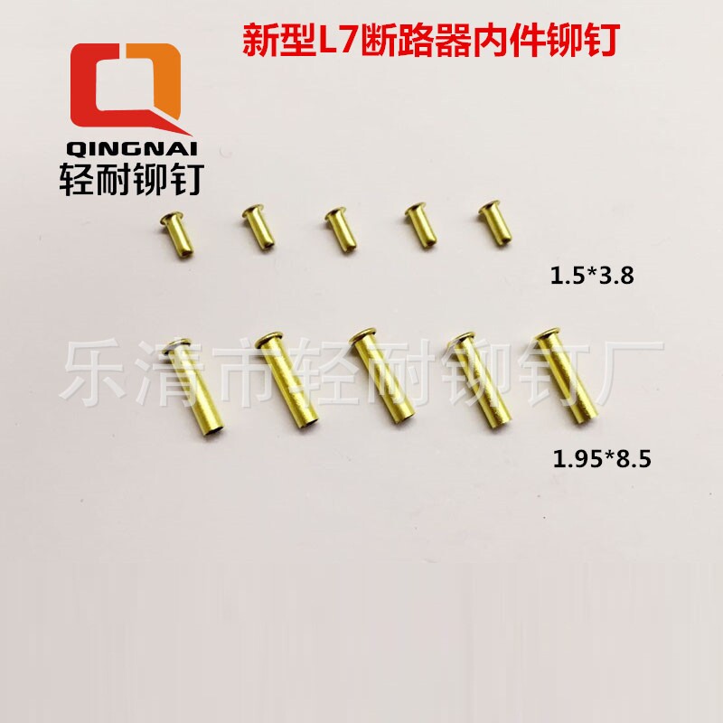 2987446760_1807645274