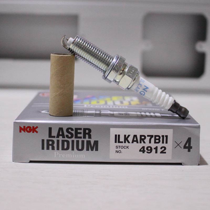NGK4912 Iridium Platinum Spark Plug ILKAR7B11Corolla Corolla Yizhi Artez Ankesaila