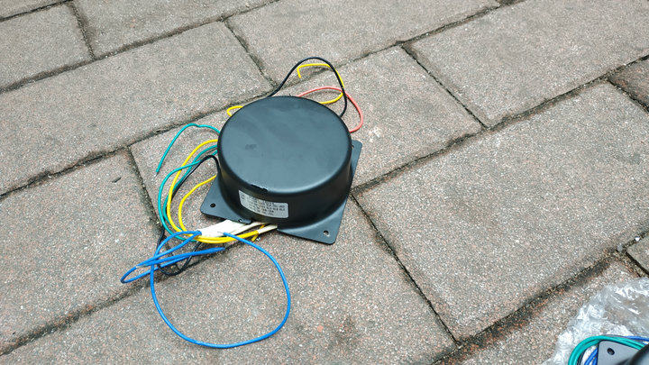 Изоляции трансформатора 带屏蔽罩环牛火牛双18v变压器 双18伏交流电源 功放板交流变压器