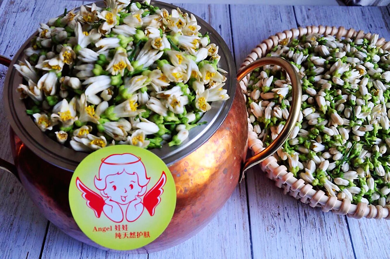 [Nhà búp bê] Hoa cam đắng phun tinh dầu nguyên chất _ Làm sáng da chia tay xỉn màu 500ml - Tinh dầu điều trị tinh dầu quýt