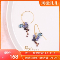 Flowing flower-three-in-one grass original Garnet cordierite tanzanite 14K gold-clad asymmetric earrings ear hanging