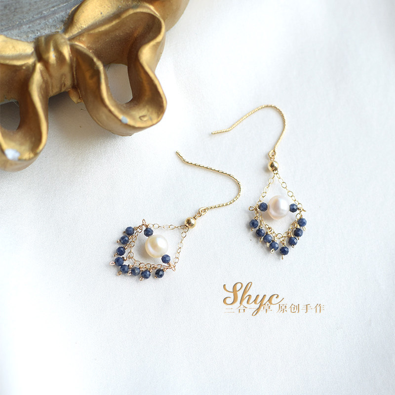 Three-in-one grass sapphire pearl earrings women's temperament face-lift tassel earrings high-end French niche elegant earrings