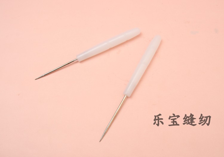 Trắng một ngàn thông qua một dùi chọn một ngàn thông qua một ngàn khoan DIY chắp vá quần áo công cụ vải lỗ đấm - Công cụ & vật liệu may DIY kéo cắt vải