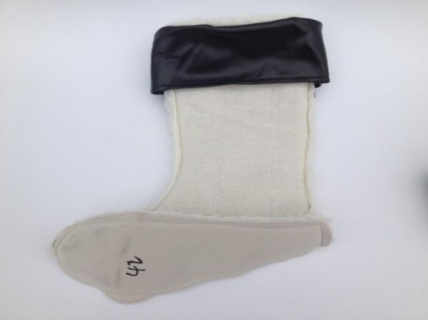 Giày đi mưa trong ống cao ống thấp lót tóc cotton cotton Giày đi mưa tất ấm áp cộng với cotton cộng với nhung nam và nữ ủng cao su lội nước