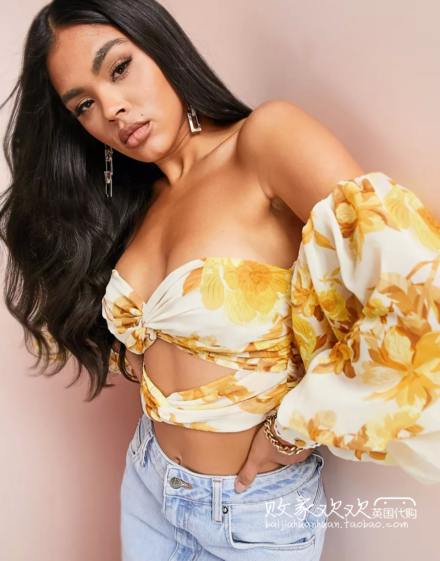 03 03 16 2022 2022 point to women's new bubble sleeves lined with shoulder printed undershirts