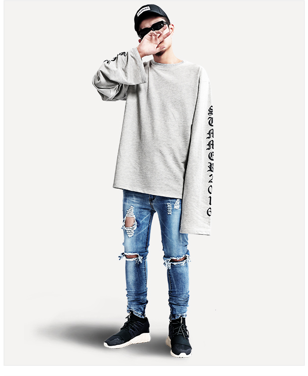 Ulzzang cổ điển chữ gothic gothic OVERSIZE dài INS với cùng một đoạn áo thun dài tay cho nam và nữ ao thun nam