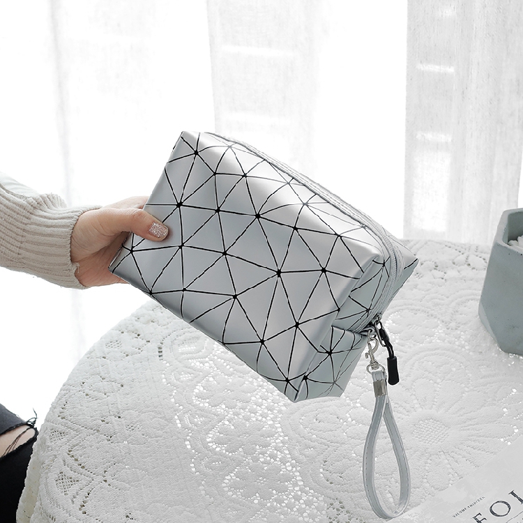 Makeup Bag Woman Portable Large Capacity Ins Wind Rhombus PU Brief Waterproof Travel Big Belly Cosmetic Containing Bag