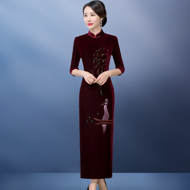 New hand painted velvet improved qipao wedding dress The mother-in-law wedding dress can normally wear a qipao foreign dress