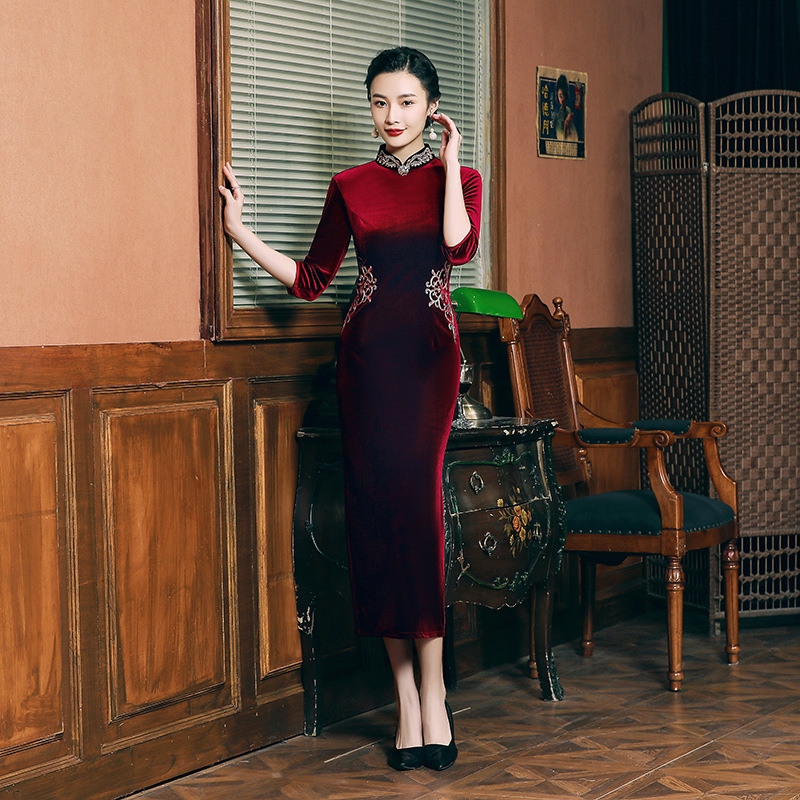 Velvet Qipao 2022 New Fashion Retro Wedding Mother Happy Mother-In-Law Daily Improvement Qipao Dress