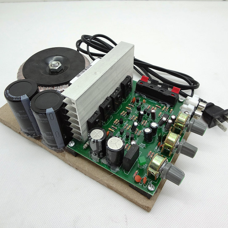 Super strong noise-free 220V power amplifier board high-power ring cow four-tube power amplifier plus fan speaker computer power amplifier