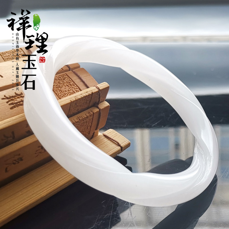Xiang Polyjade Jade White Jade White Jade Gold Silk Jade Goat Fat Grade Quartz Rock Jade Profiled Bracelet New live
