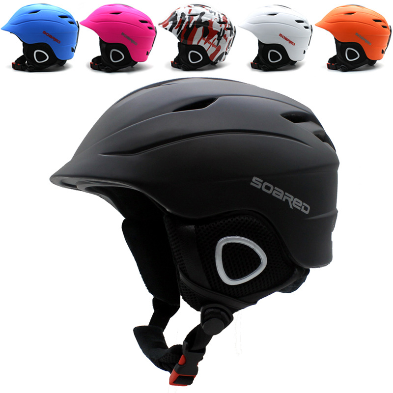 SOARED one-piece ski helmet snow helmet men's and women's high anti-collision level ultra-light air hole switch