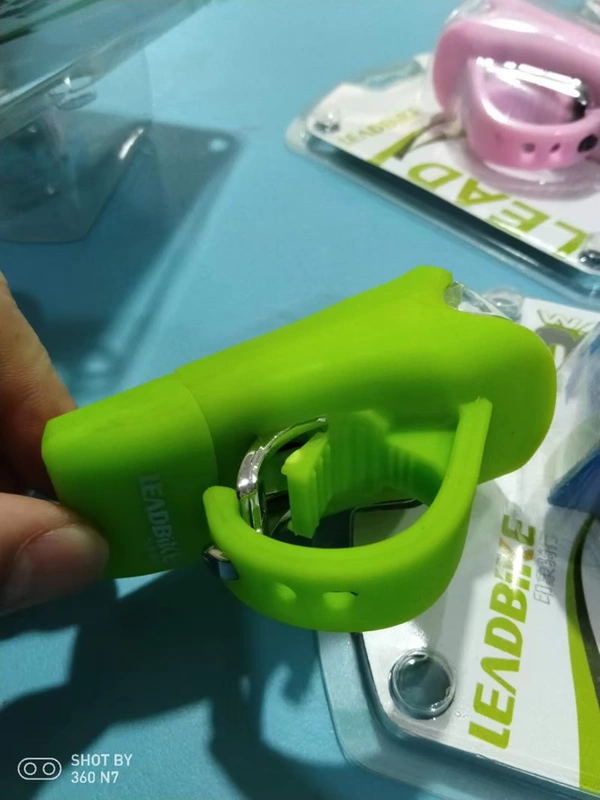 Cân bằng xe usb sạc silicone an toàn cân bằng xe led đèn pha cân bằng xe đêm đi xe - Smart Scooter