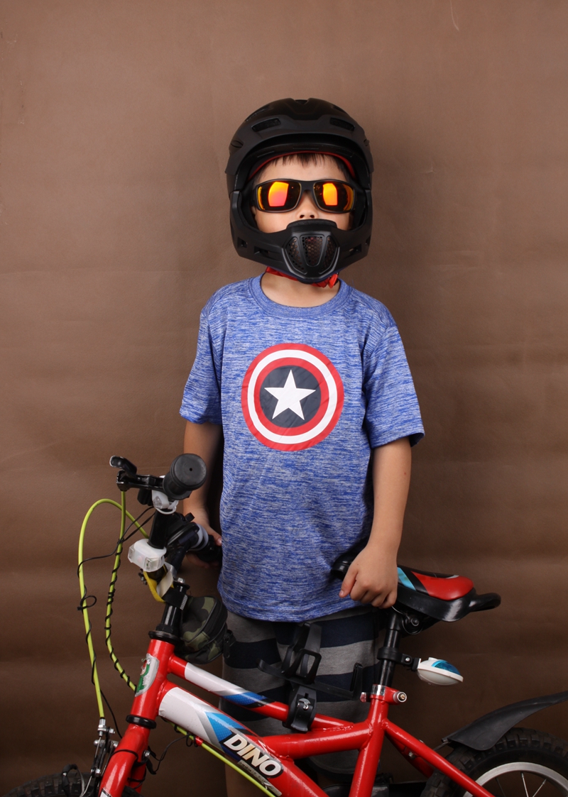 xe thăng bằng bike 8 CYCLINGCOMPANION gửi đồ bảo hộ với ánh sáng trẻ em trượt xe mũ bảo hiểm cân bằng mũ bảo hiểm xe cằm bảo vệ đầy đủ mặt mũ bảo hiểm - Smart Scooter 	xe thăng bằng strider pro