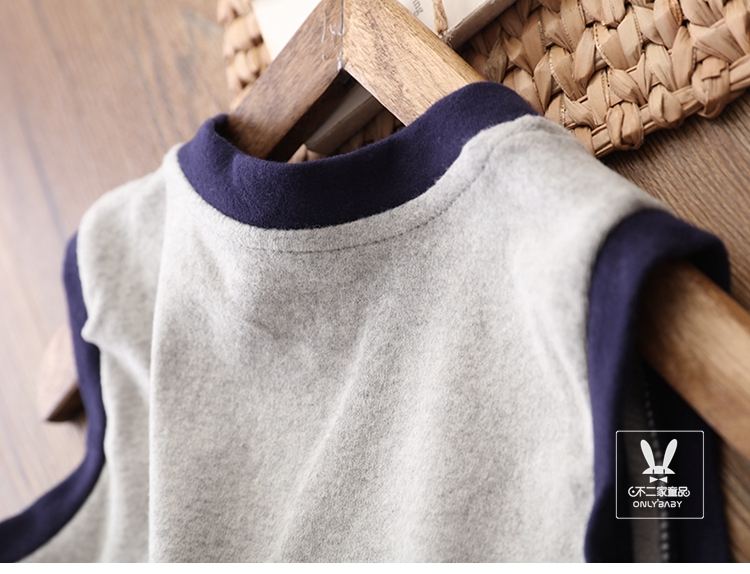 Áo vest cotton bé trai đơn giản giản dị 2018 mùa thu mới áo vest len bé trai mùa đông