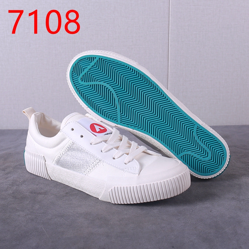 Men's Skateboard Shoes, Casual Sports Shoes, Men's Low-Top Lace-Up Non-Slip Fashionable Canvas Shoes, Versatile Student Jogging Shoes Men's Skateboard Shoes, Casual Sports Shoes, Men's Low-Top Lace-Up Non-Slip Fashionable Canvas Shoes, Versatile Student Jogging Shoes