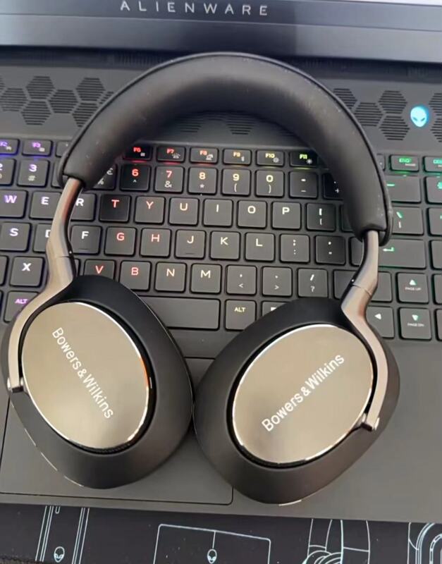B&W Px8 S2 Wireless Over-Ear Bluetooth Headphones B&W Noise-Canceling Over-Ear Gaming Monitoring Headphones B&W Px8 S2 Wireless Over-Ear Bluetooth Headphones B&W Noise-Canceling Over-Ear Gaming Monitoring Headphones