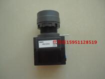 New Japan Izumi switch HW1B-M110G R B Y Izumi idec original flat button