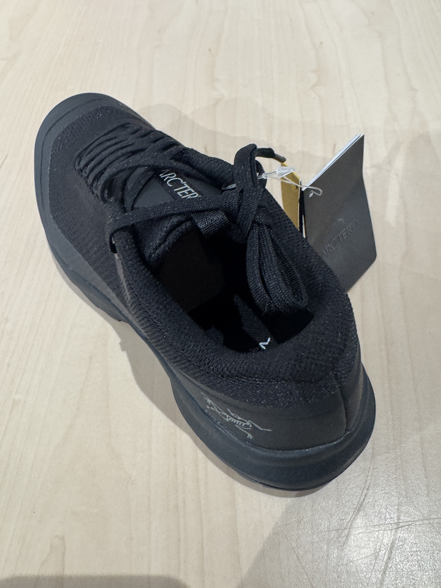 Arc'teryx/Archaezoid Aerios Aura подходит для мужчин и женщин интенсивный путь низкий кружево V дно обувь ARC'TERYX / Archaeopteryx 