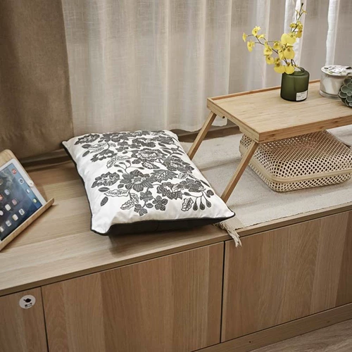 Signwa Cushion Oneric Ikea Ikea приобретает диван диван подушка подушка подушка вышивка