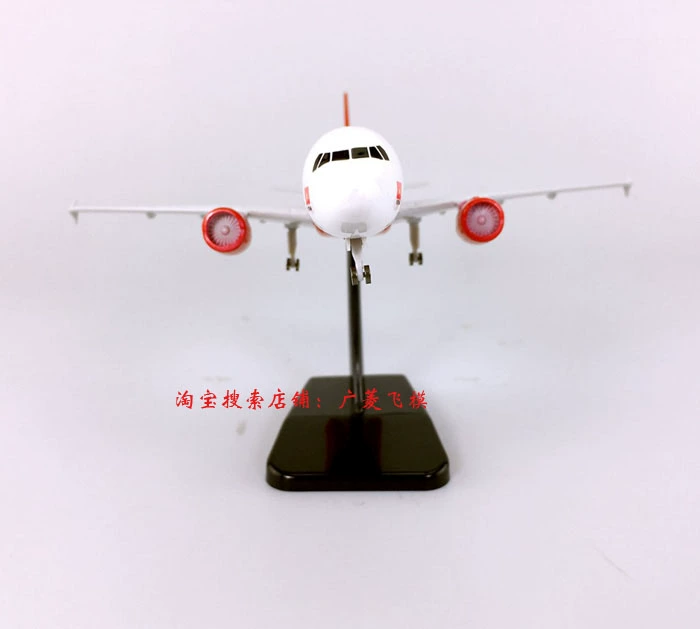 Mô hình máy bay thêm hàng không Séc A320 thêm hàng không Séc mô phỏng hợp kim 18cm mô hình máy bay chở khách tĩnh mô hình máy bay