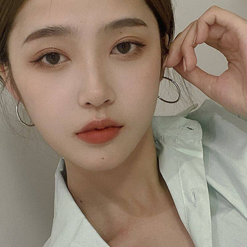 素圈耳环S925银针银色耳扣耳圈耳扣OL气质冷淡风耳饰无耳洞耳夹详情2