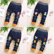 Quần denim trẻ em mùa đông được nhồi bông cotton Quần âu nam cộng với quần nhung cô gái dày 23456 tuổi