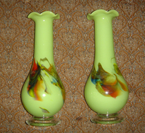 Old objects collection glass vase glass cloud colored bean green vase prop set set (yes)