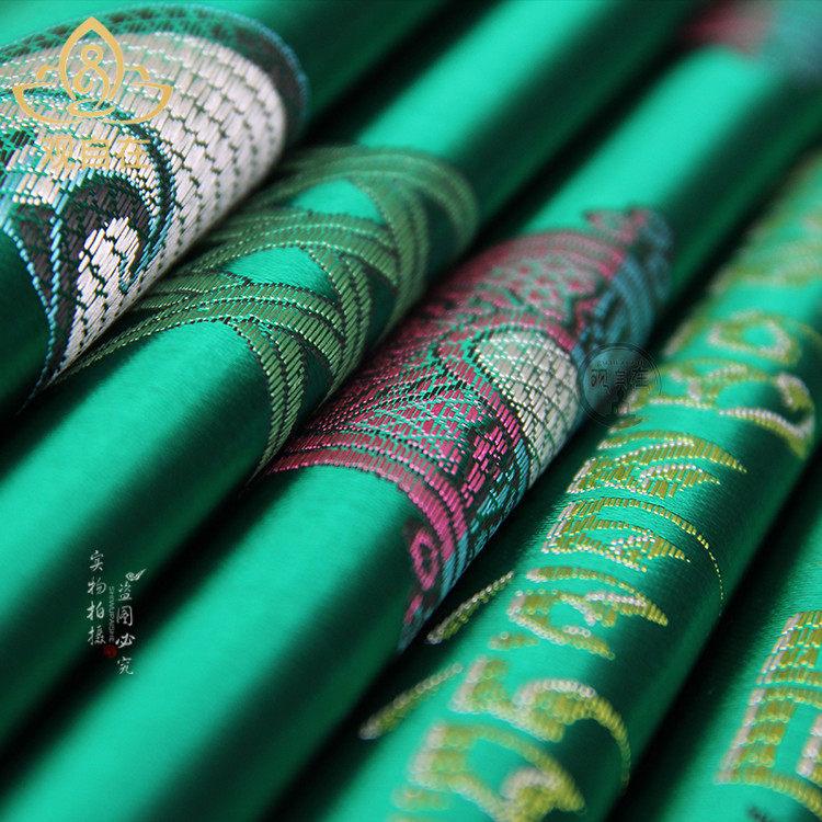 Strength manufacturers batch hair Silk eight auspicious embroidery Hada thick Tibetan 2 meters 5 by 45cm green